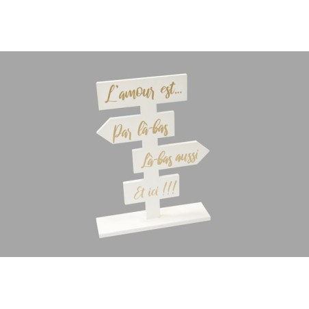 TOTEM OR "L'AMOUR EST..."